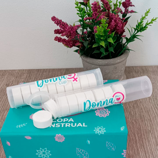 Personal Kit Donna Cup Rosa • TALLA S •